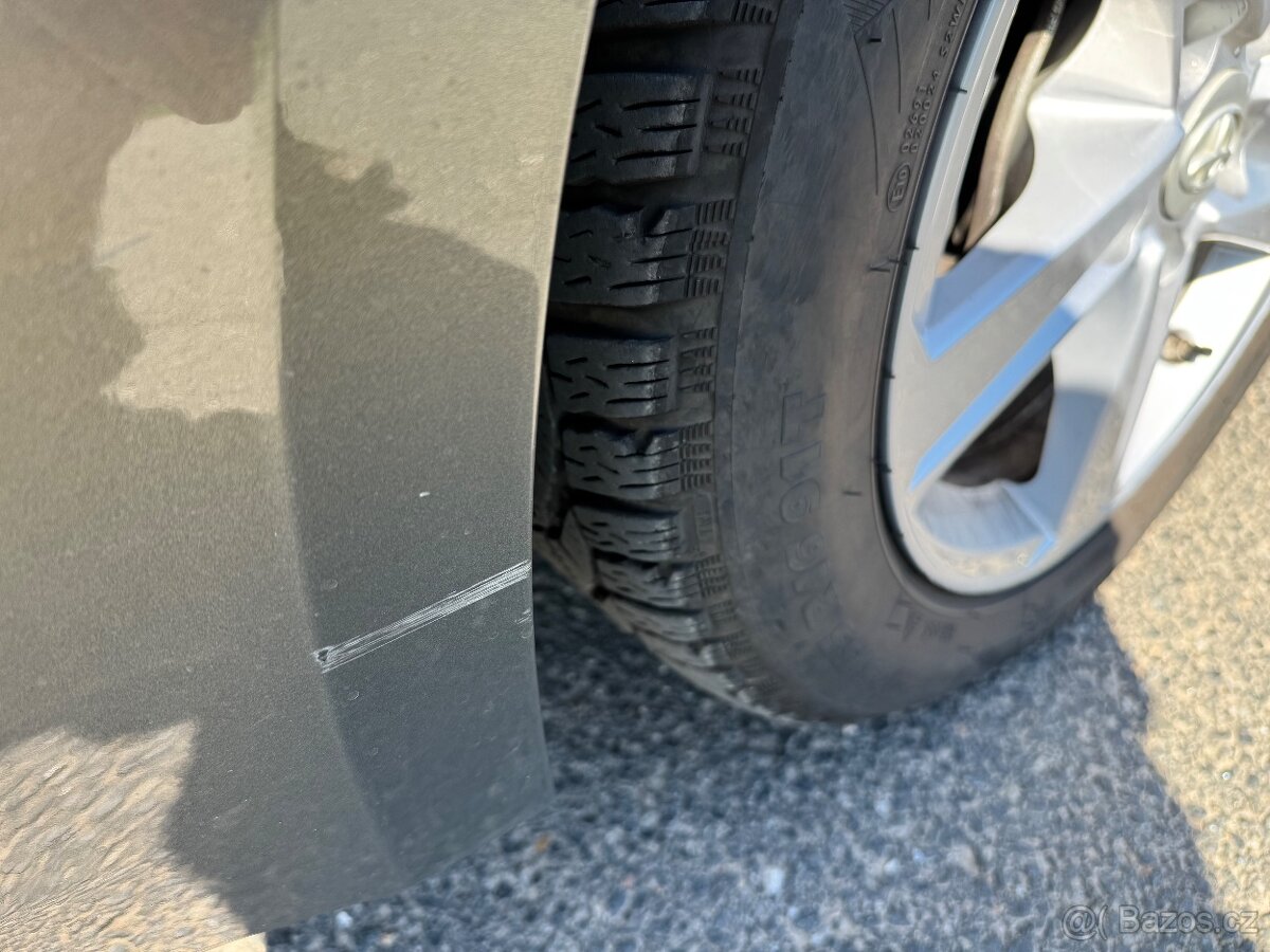 Toyota Corolla 2,0Hybrid 112kw Executive 2019 - 5