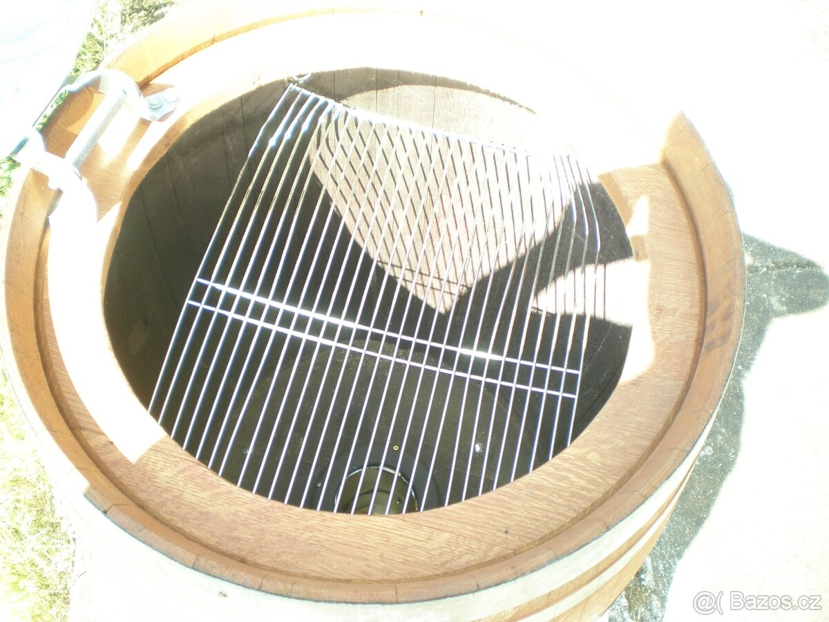 UDÍRNA ZE SUDŮ OD VÍNA - 5