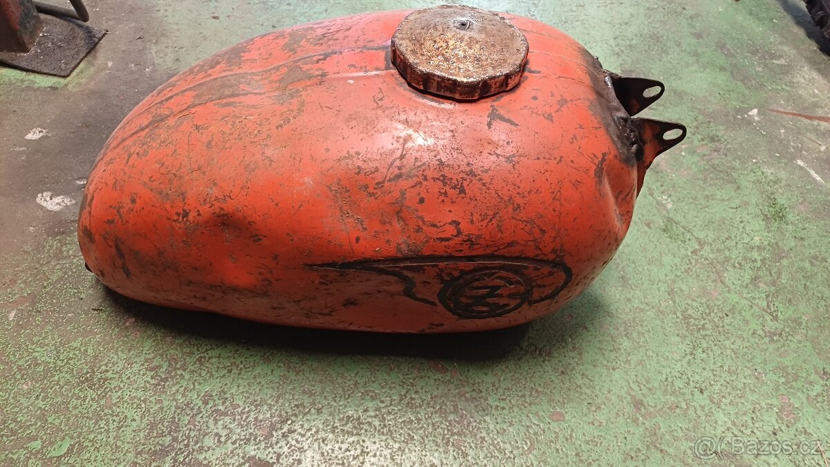 Nádrž ČZ Trial - 5