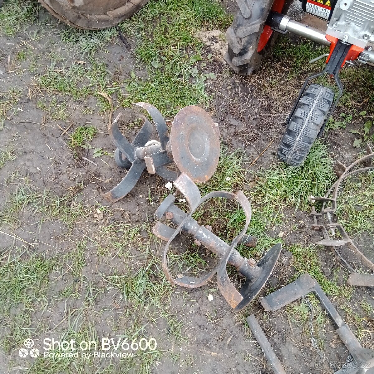 Prodám kultivátor - 5