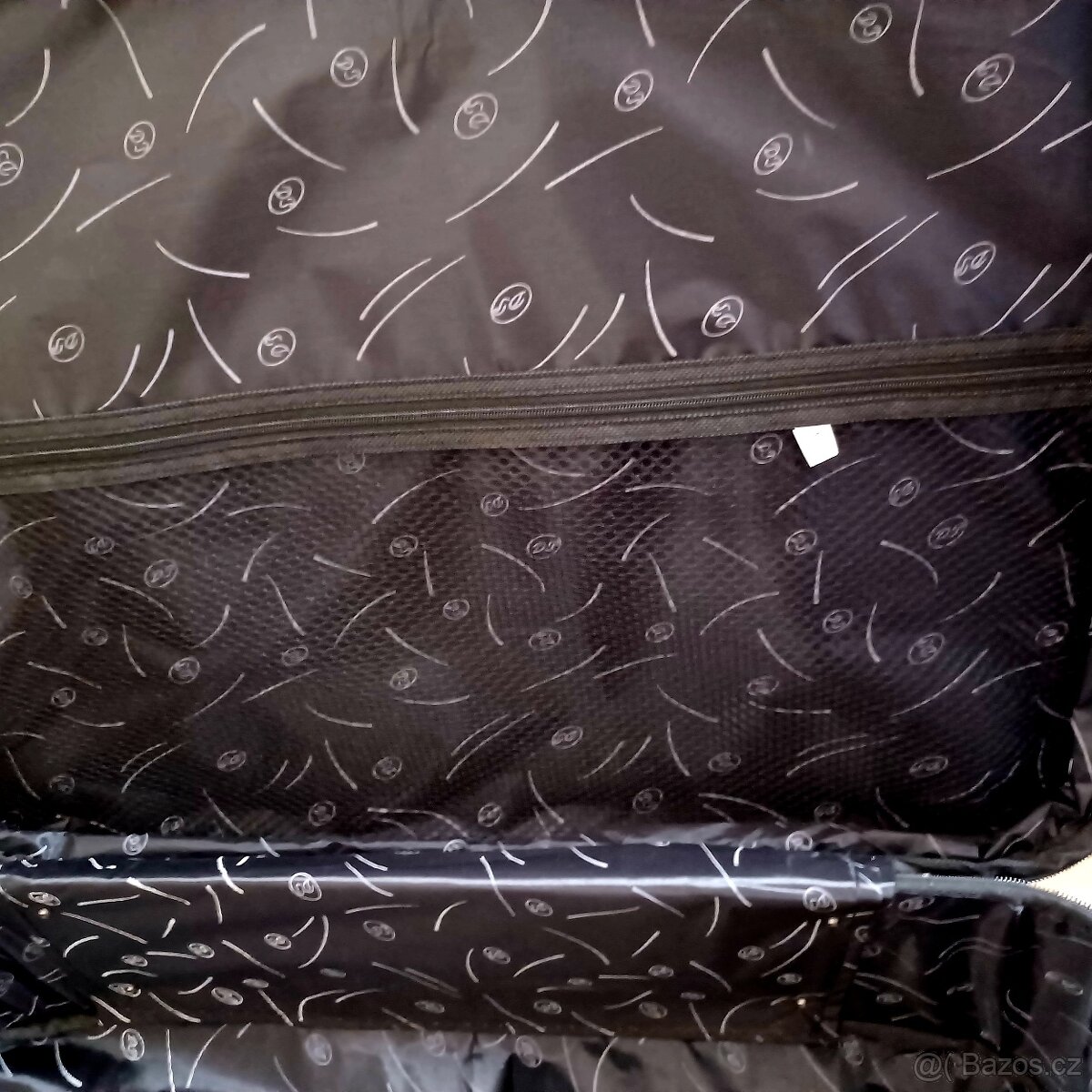 Cestovní střední kufr - 5