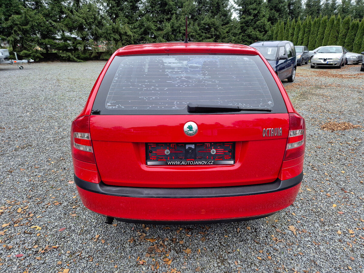 Škoda Octavia Combi II TOUR 1.6 MPI, 1.MAJITEL - 5