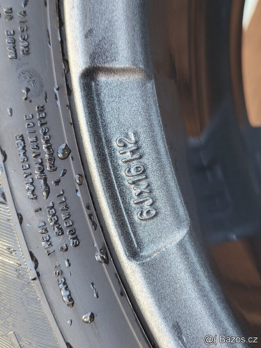 Prodám zimní sadu pneu 195/55R16 Nokian, ET50, 5x100 - 5