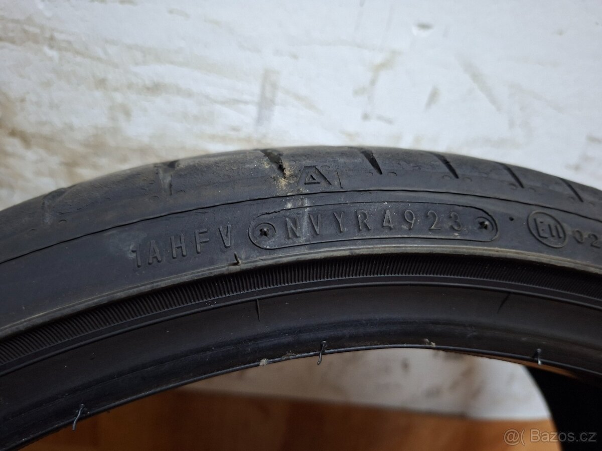 Letní pneu 245/30/20 Falken - 5