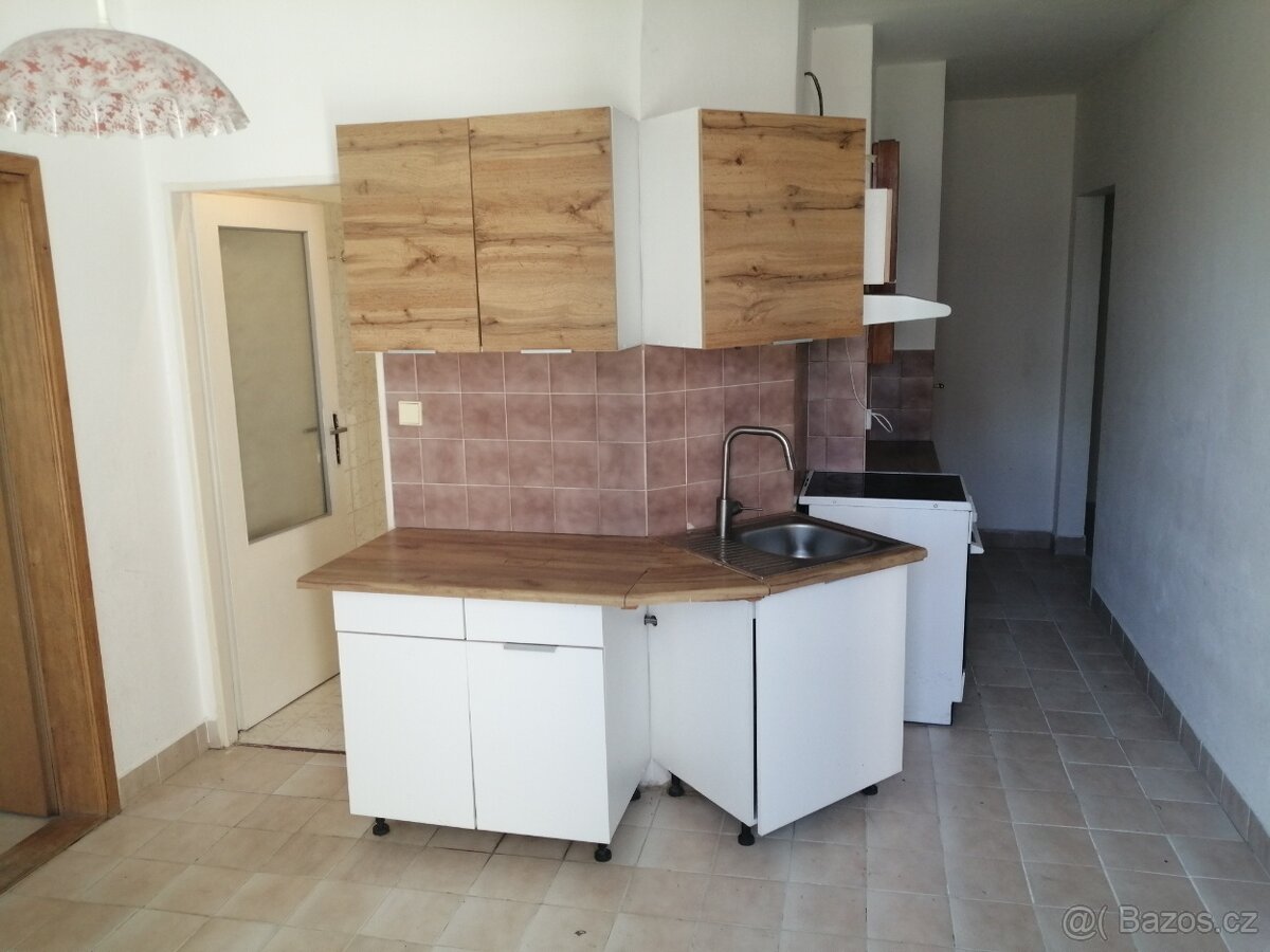 Prodej 3+1 Bystrc, ul. Kuršova, 75 m2, lodžie, šatna - 5