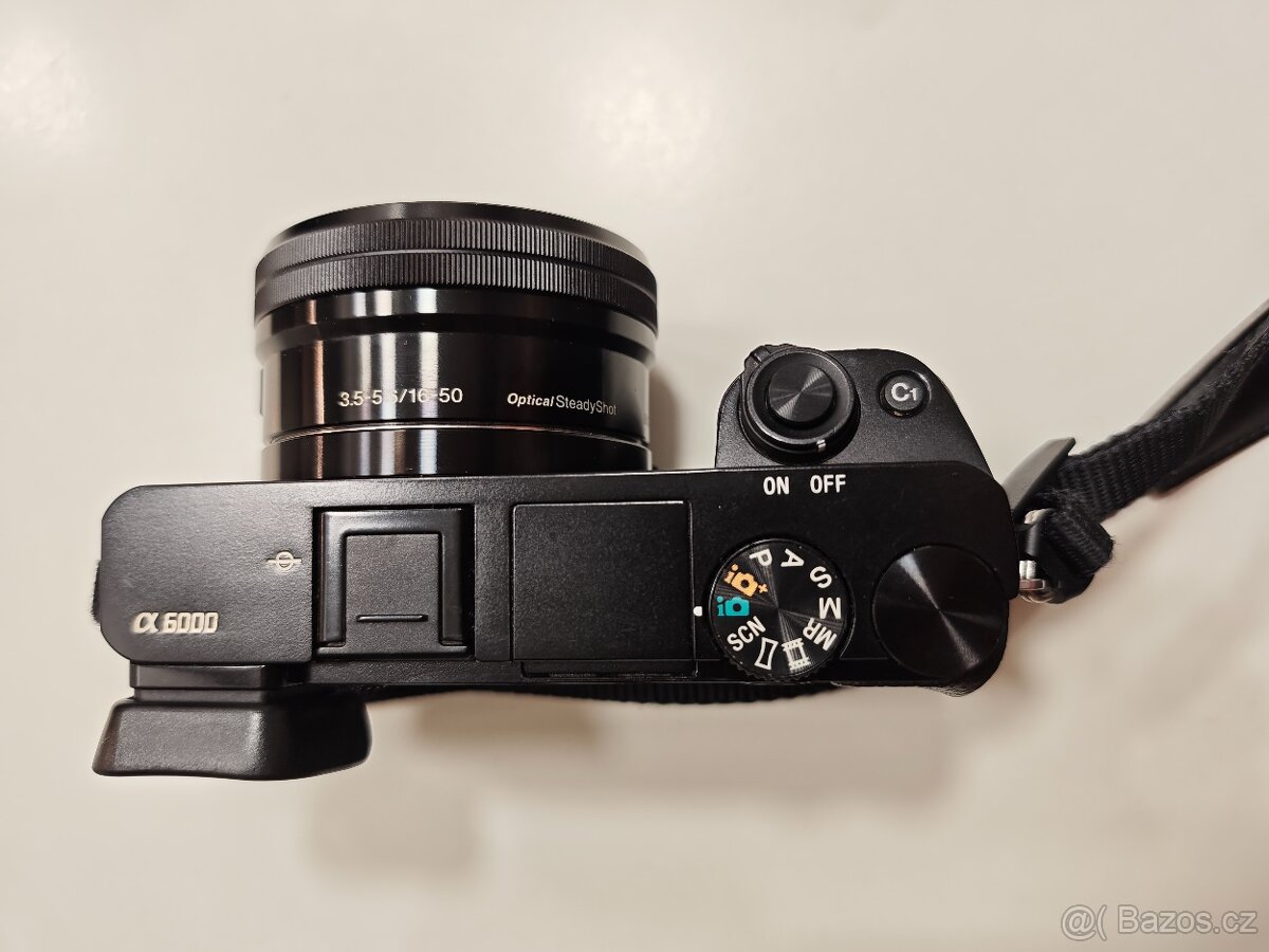 Sony A6000 + setový objektiv 16–50 mm OSS - 5