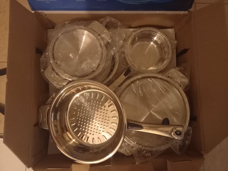 Sada nerezového nádobí. - 5