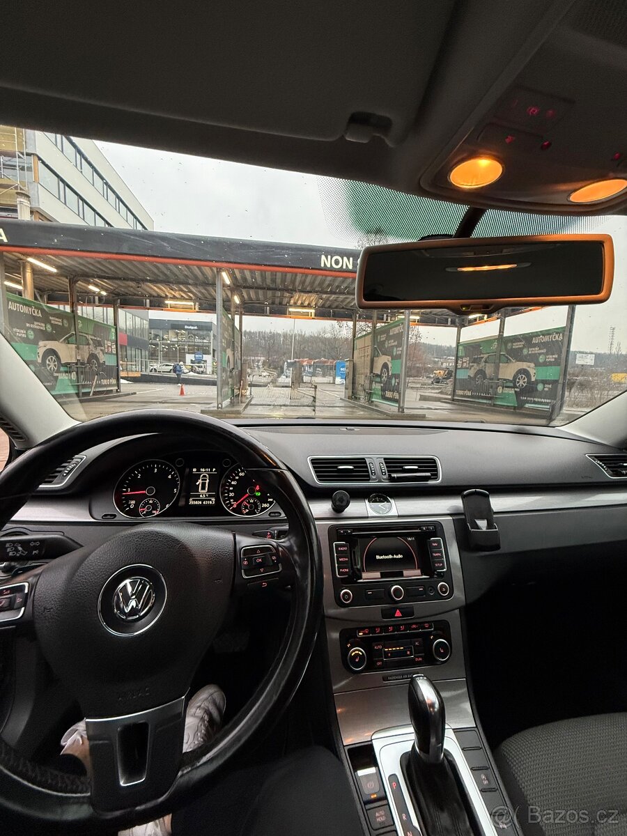 Volkswagen Passat b7 2.0 TDI . 103Kw . DSG - 5