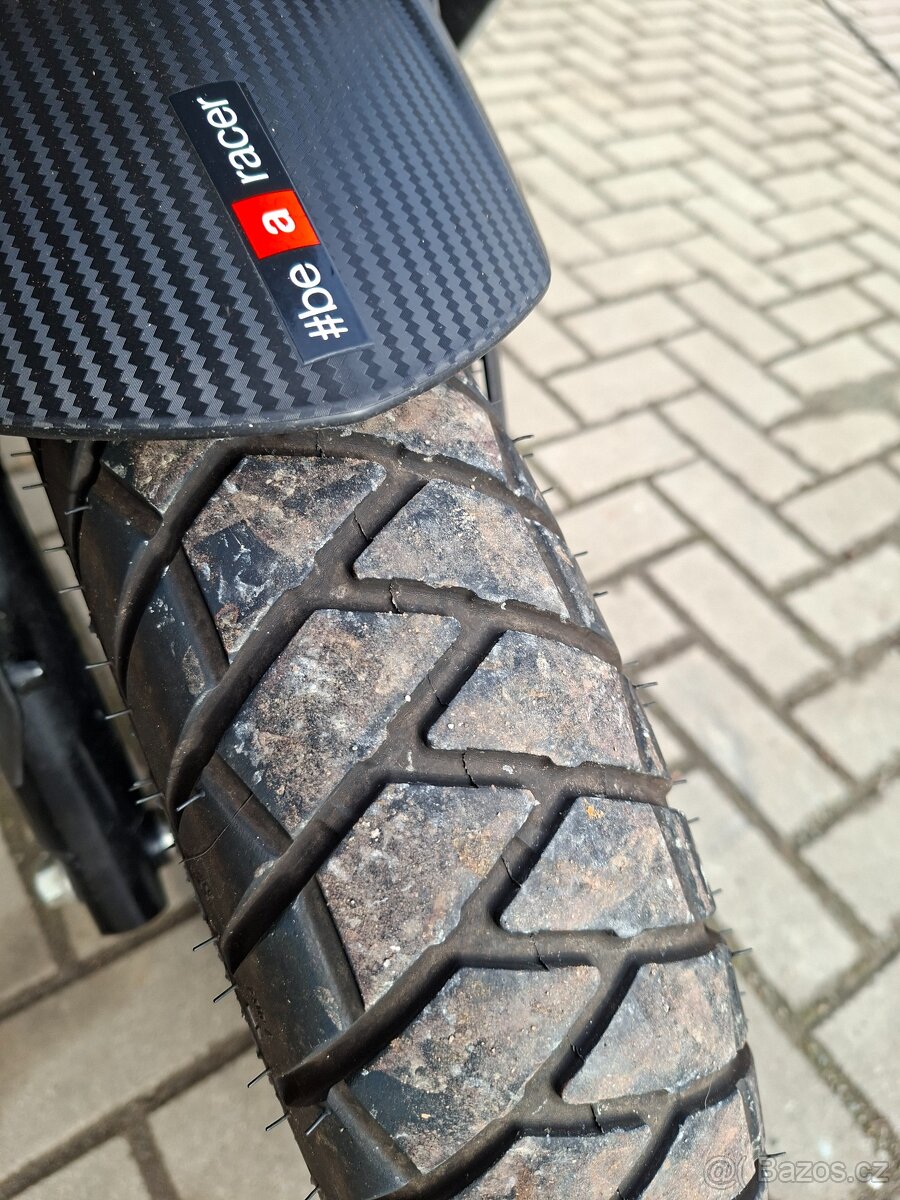 Aprilia SR GT 125 - 5