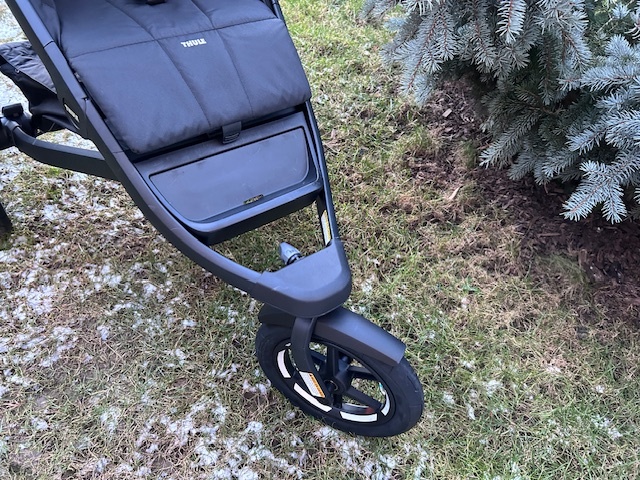 Thule Urban Glide 3 Black + hluboká korbička + pláštěnka - 5