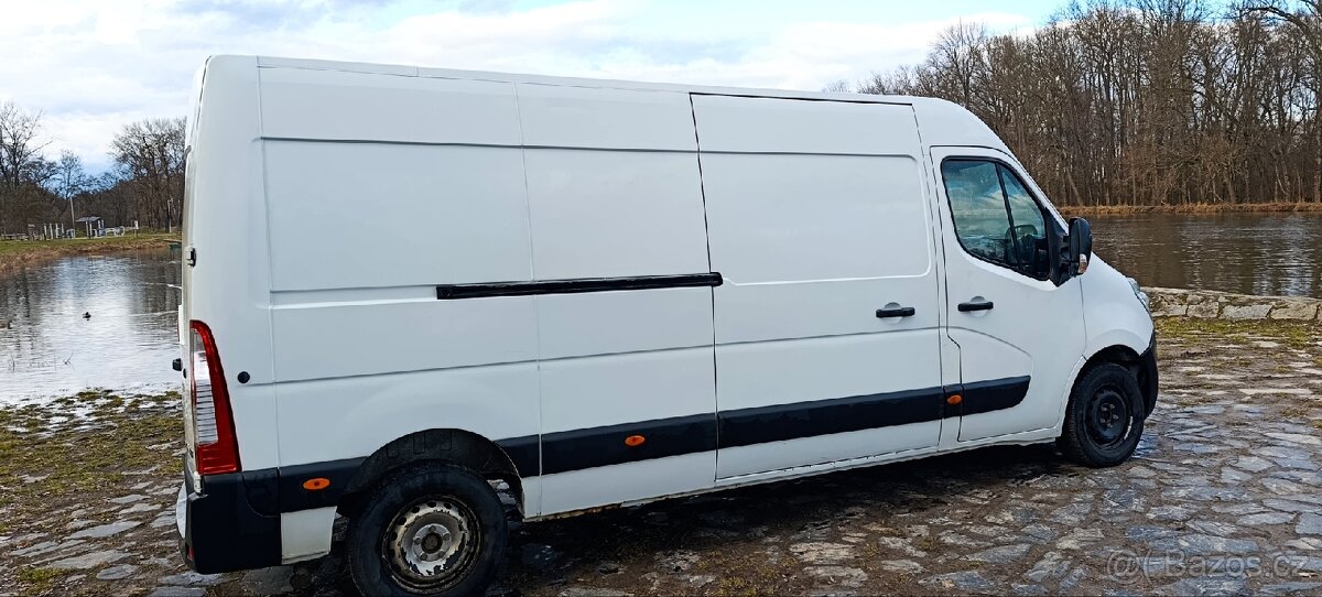 Renault Master 2/2014 L3H2 2.3 dCi 92 kW
Motor: 2.3 dCi - 5