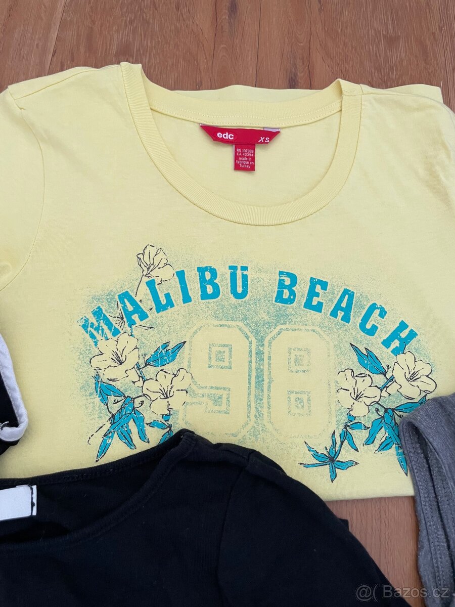 Mix triček vel. .34 - 5