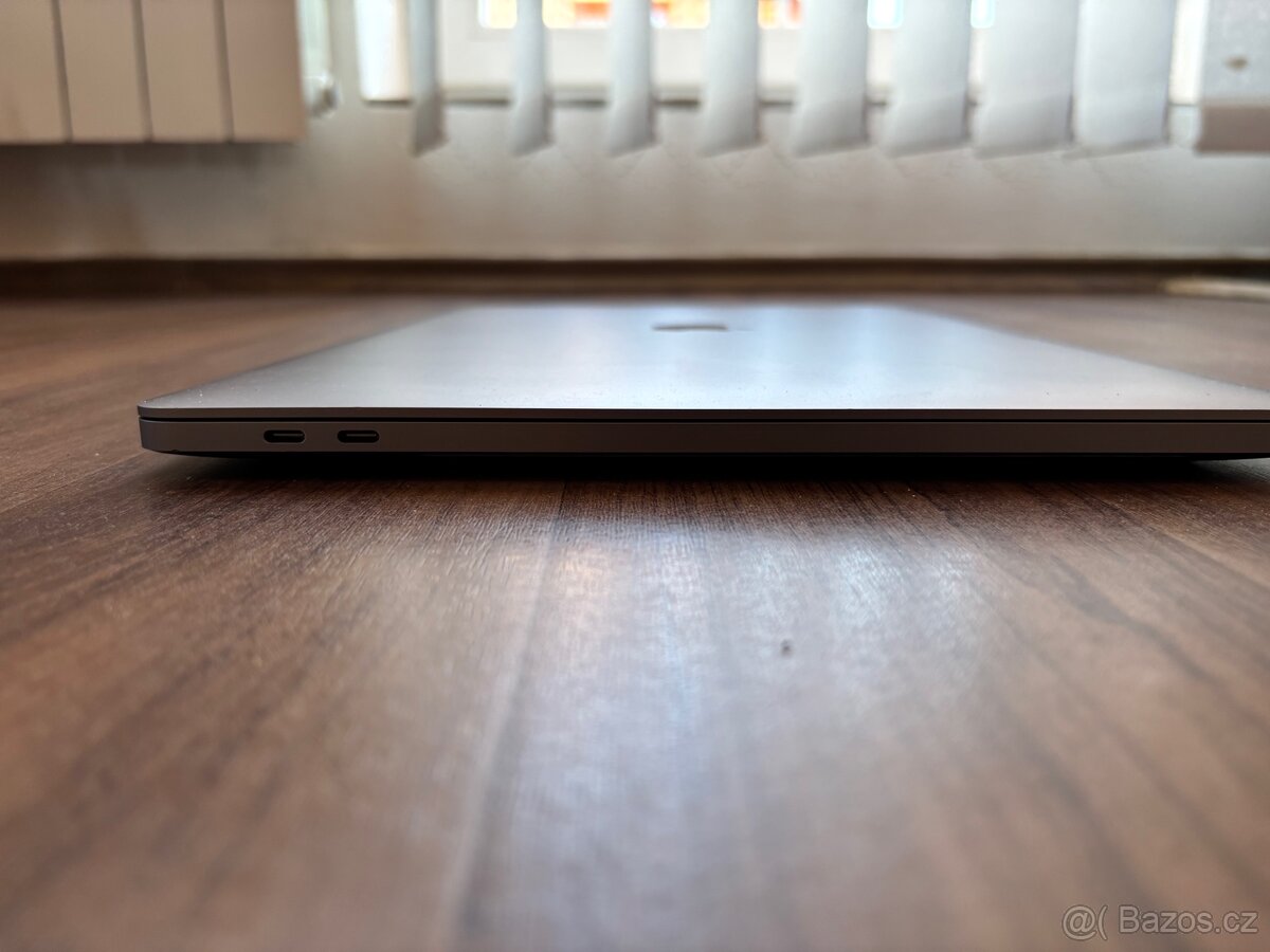 Macbook Pro 16” CTO 32Gb + 512Gb - 5
