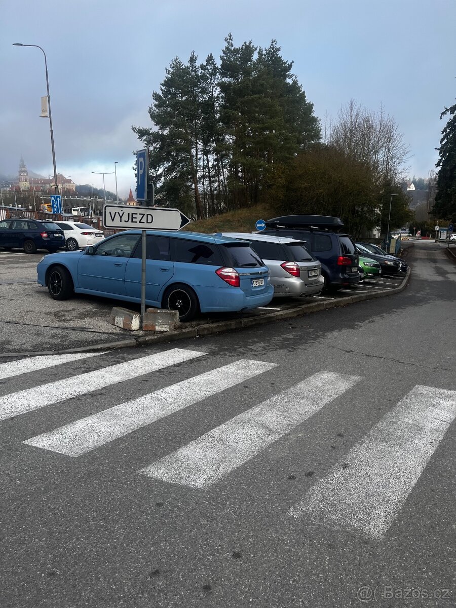 Subaru Legacy R - 5