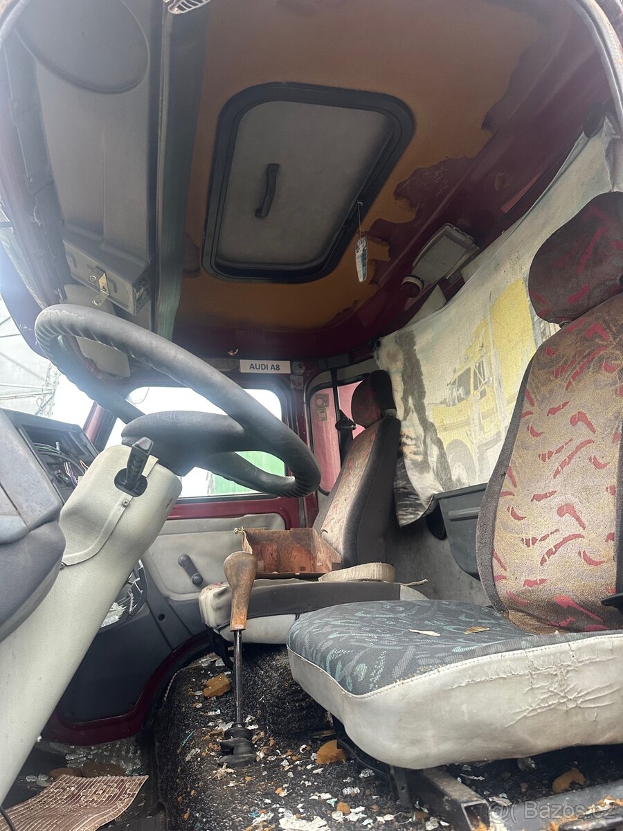 Kabina Avia Daewoo A75 - 5