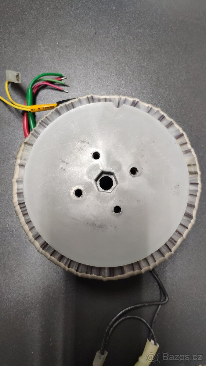 Toroidní transformátor 230V/600VA - 5