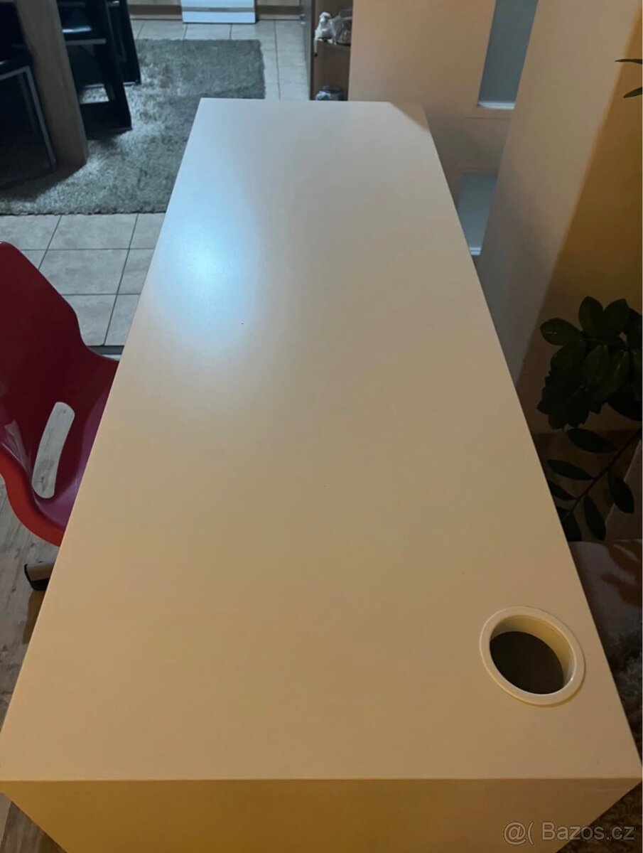 Psací stůl ze židli - 5