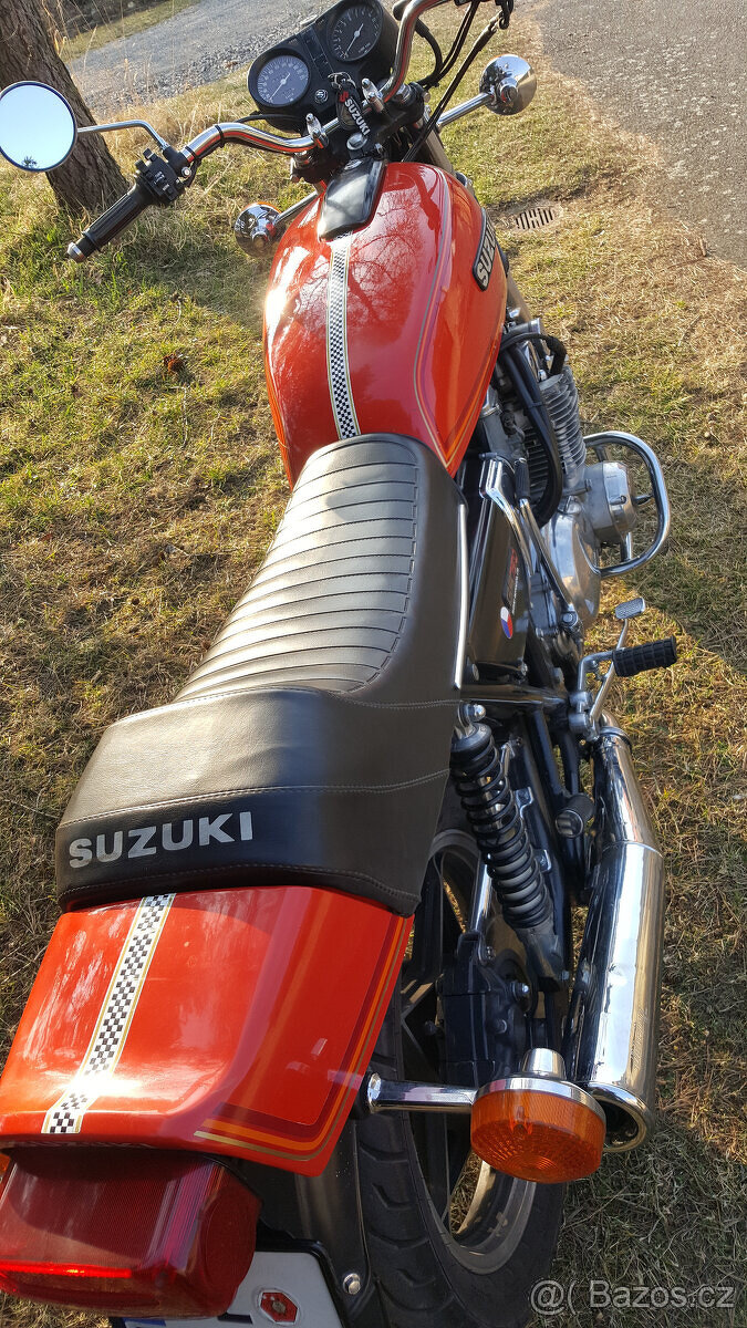 Suzuki GS750E - 5