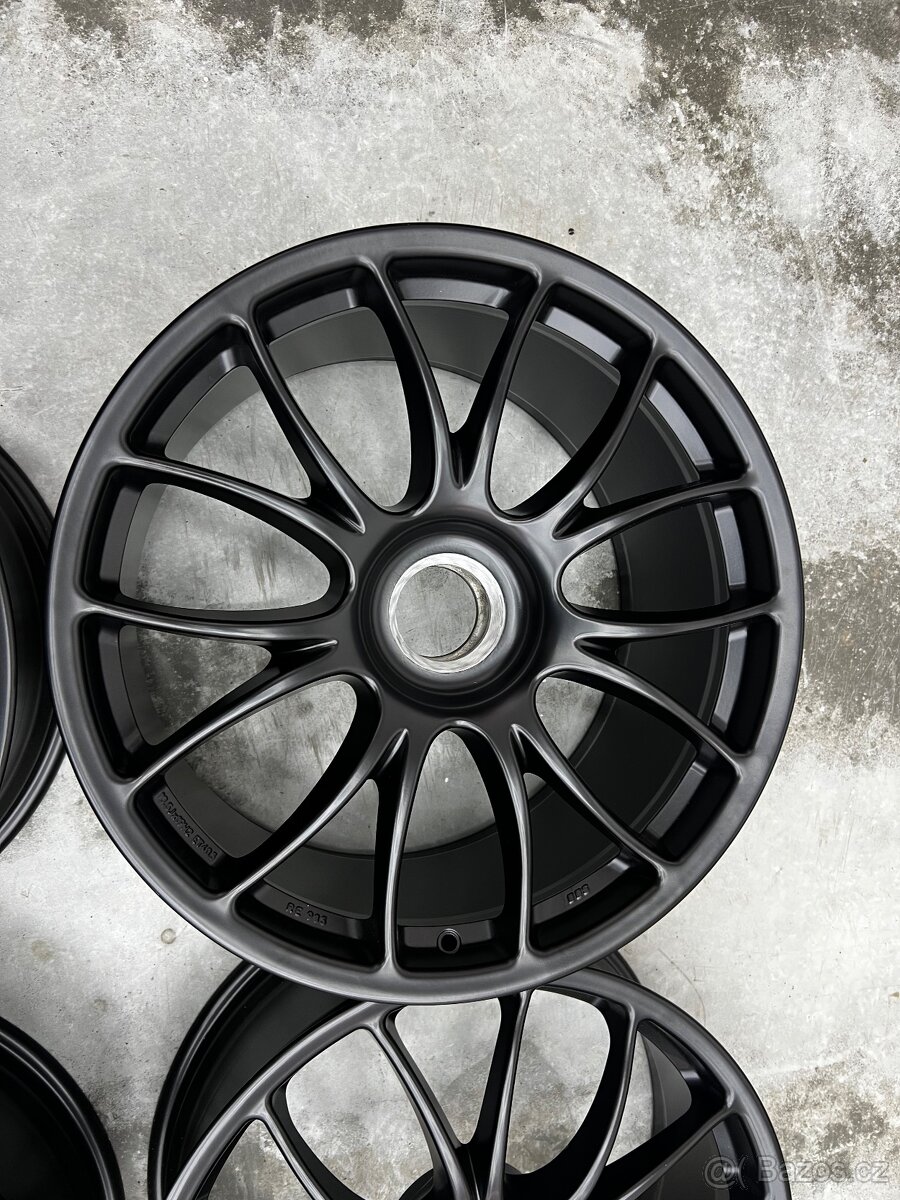 BBS RE Ferrari r19 - 5