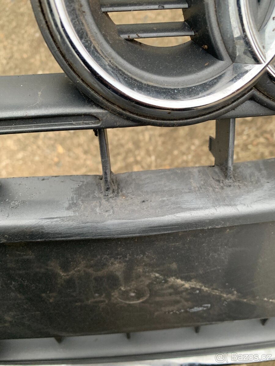 Maska a5 07-11 8T0 mrizka do nárazníku znak - 5