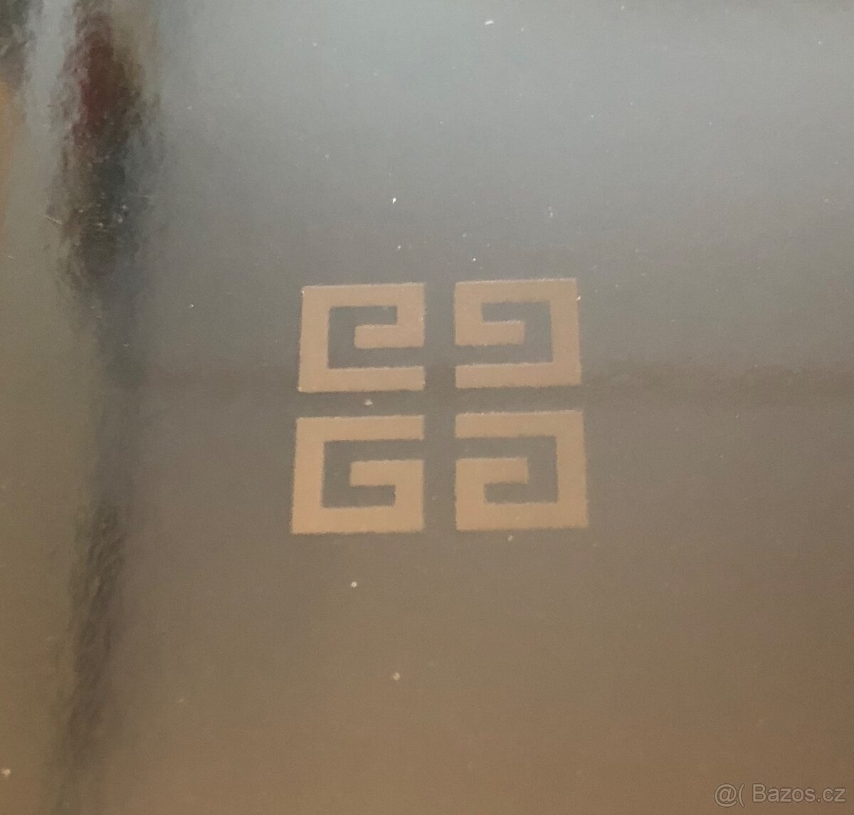 Givenchy - značkové desky s archy papírů - 5