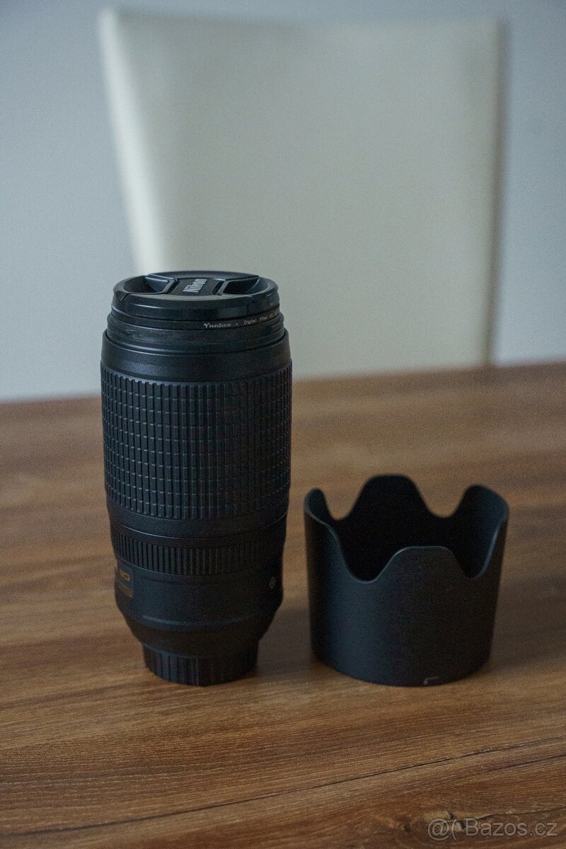 Nikon D3300 + objektivy - 5