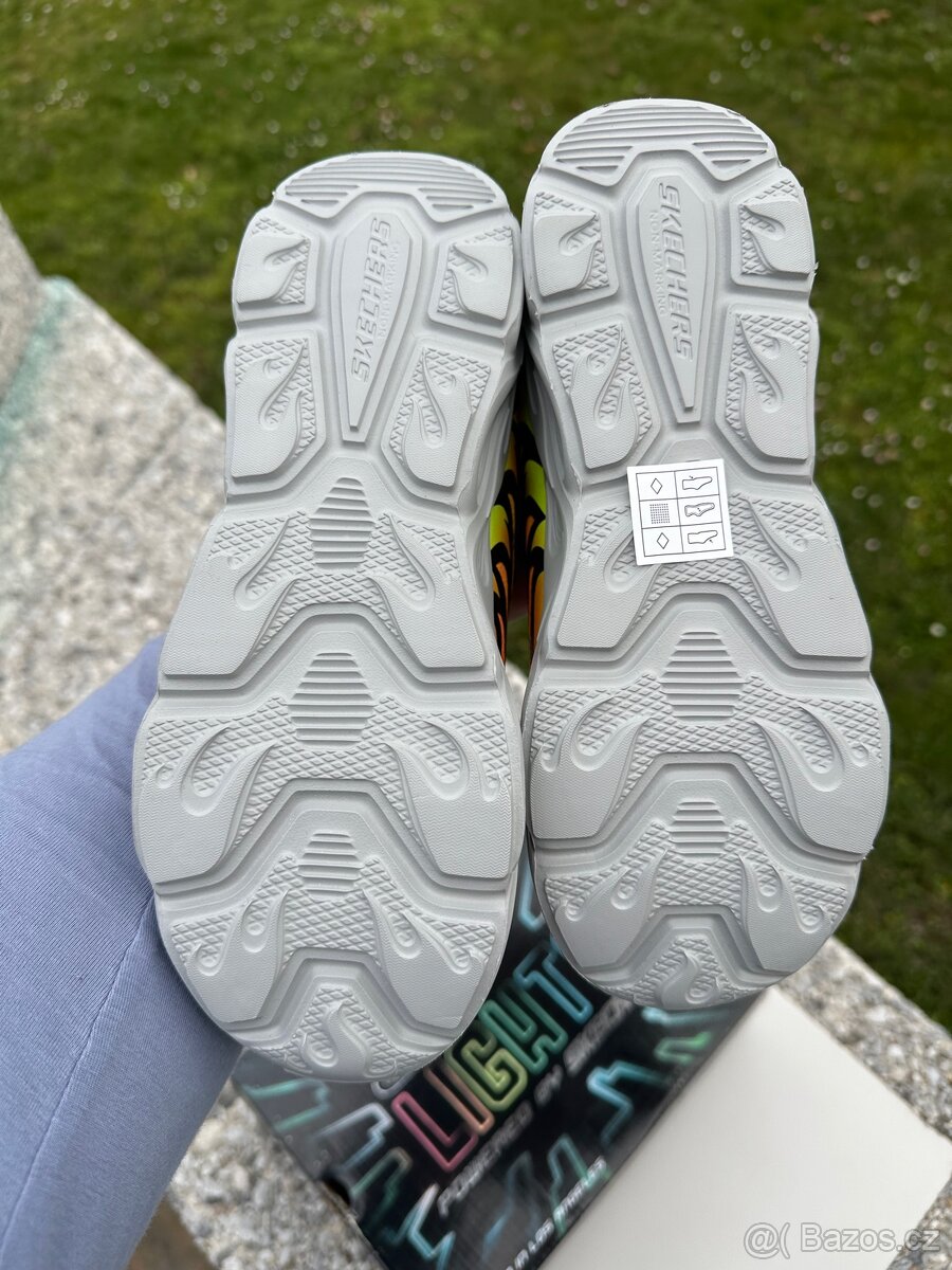 Nové Skechers, vel.34 - 5