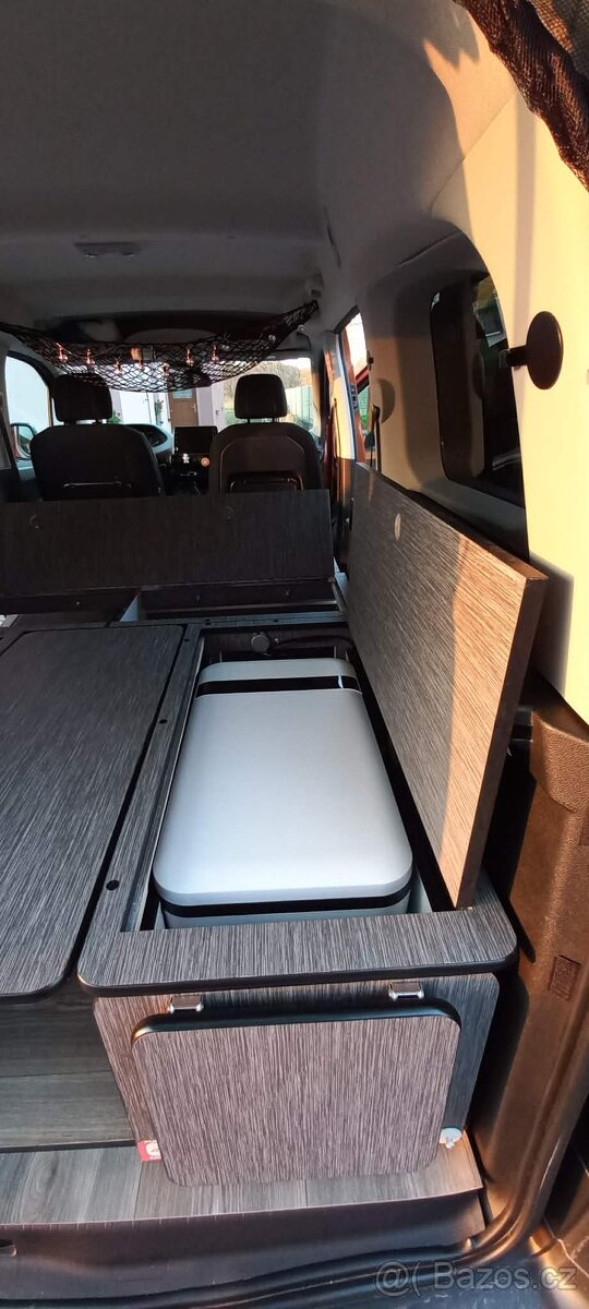 Vestavba do auta - 5