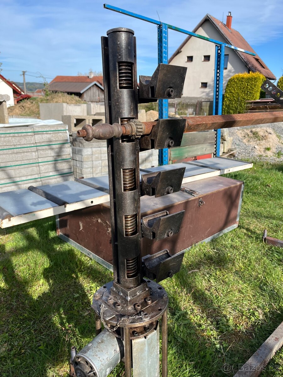 Masivní gril nad ohniště - 5