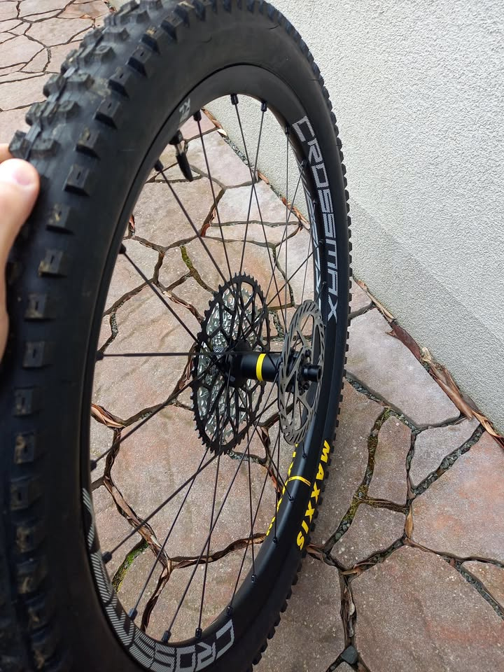 MAVIC Crossmax 27.5" 6D XD Boost - NOVÉ - 5