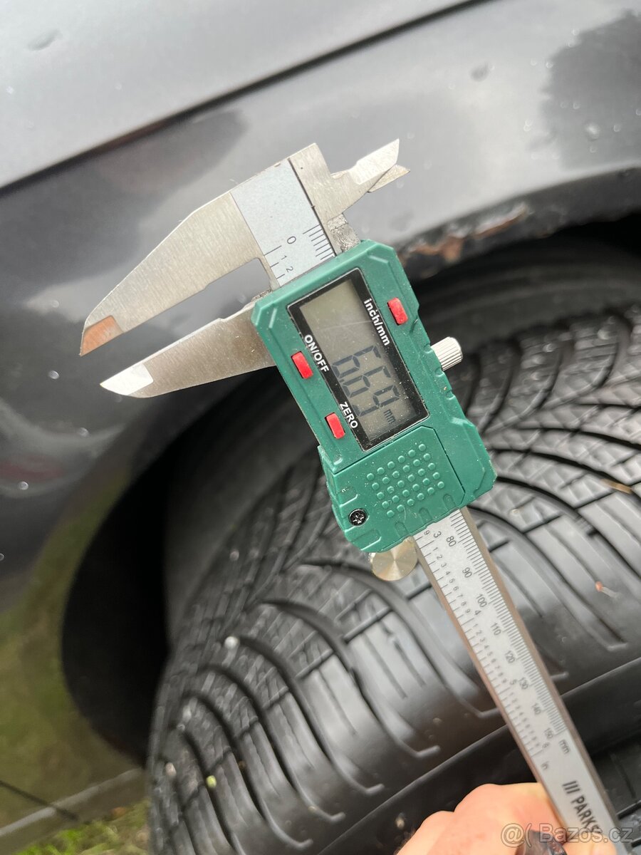 zimní pneu 215/55R17 - 5
