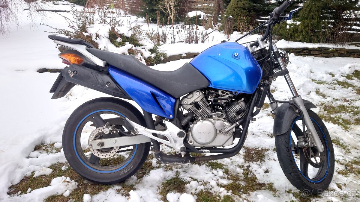 Honda Varadero 125 - 5