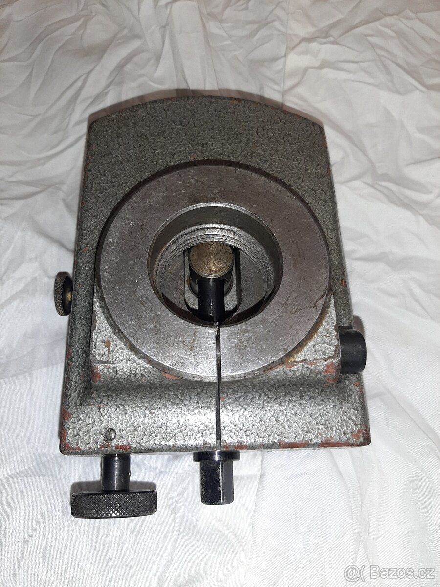 Originální vyosovací zařízení Deckel FP - 5