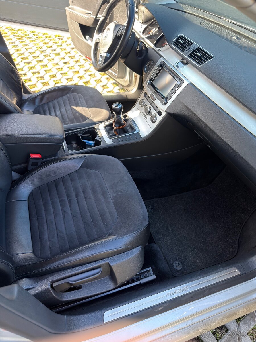 Passat b7 2012 2.0 TDi 125 kw highline - 5