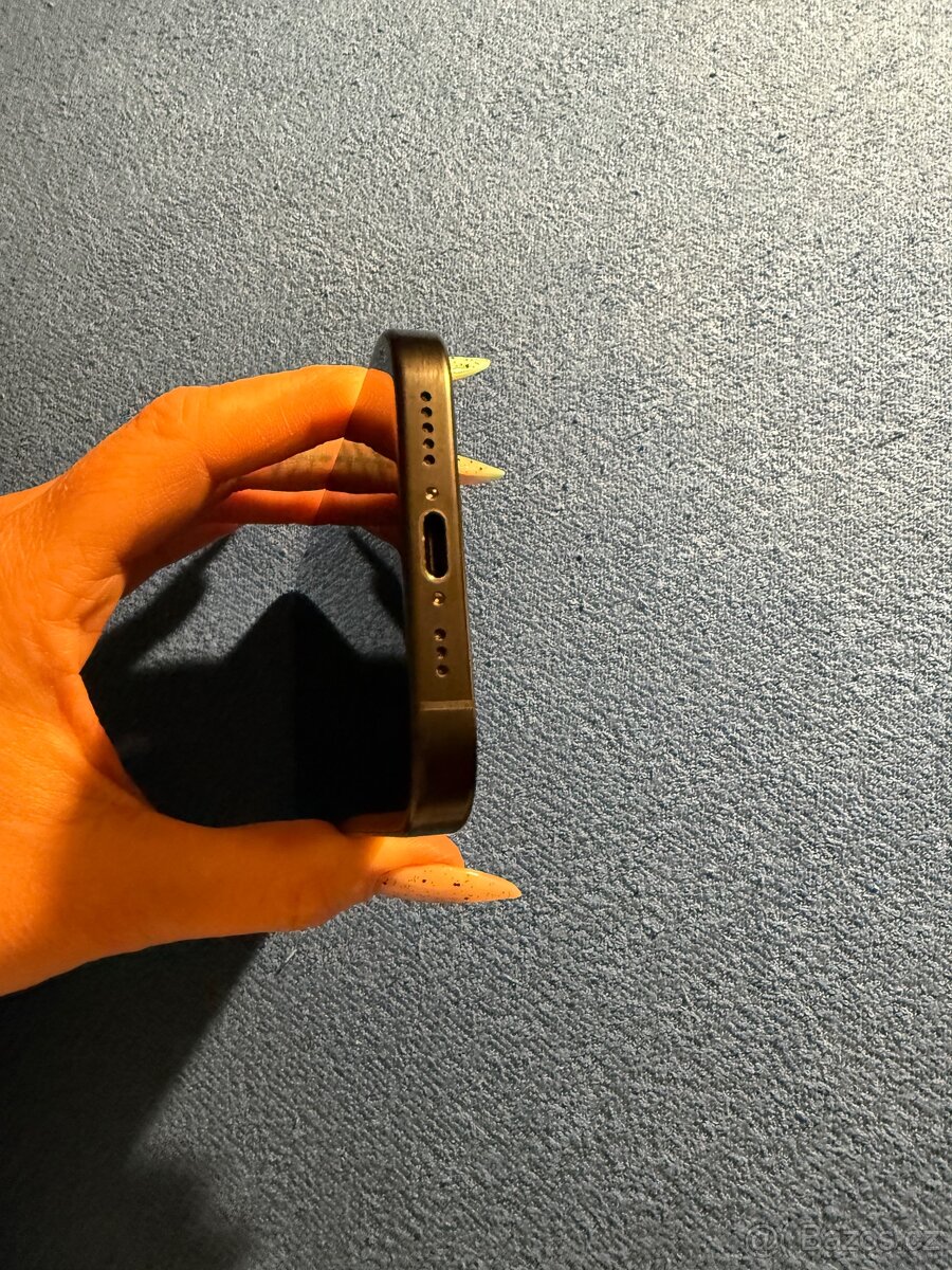 iPhone 16 PRO Black Titanium - 5