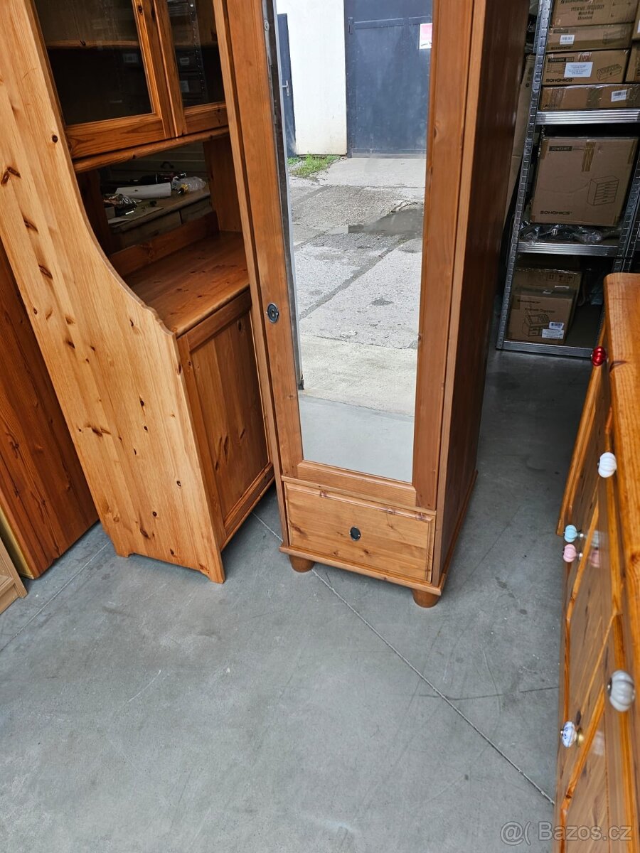 ZRCADLOVÁ SKŘÍŇ IKEA LEKSVIK - 5