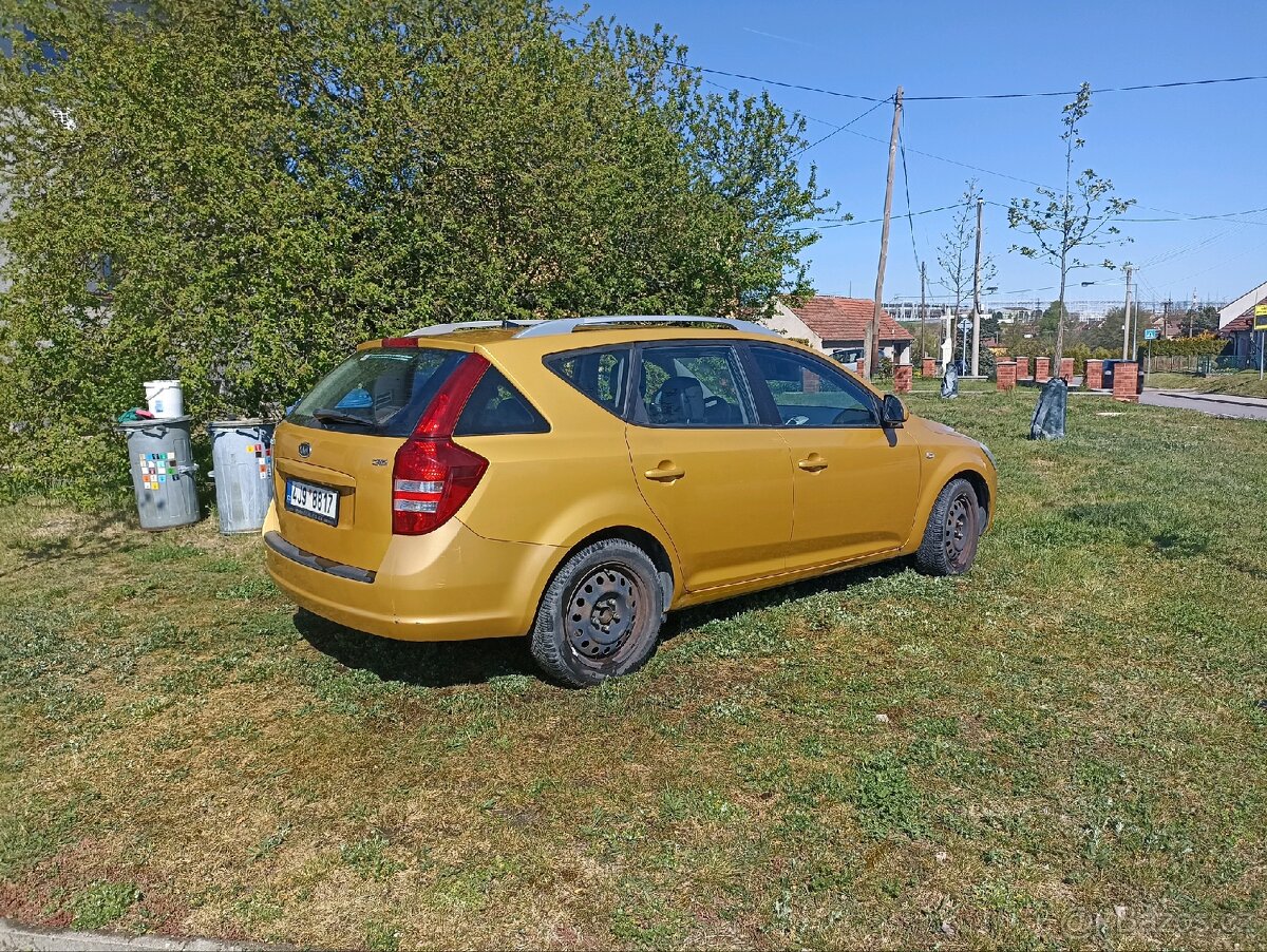 Kia Ceed SW 1.6 CRDi - 5