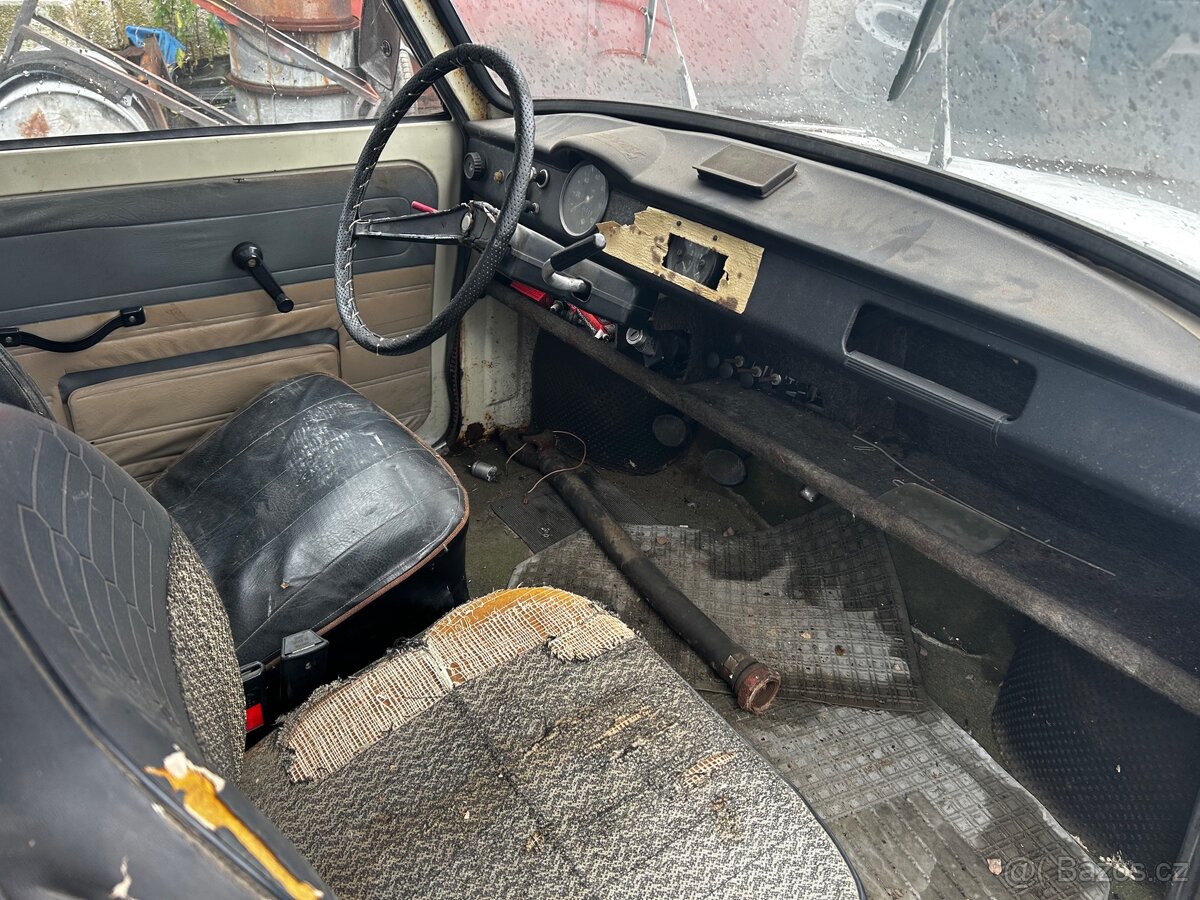 Trabant 601 combi - 5