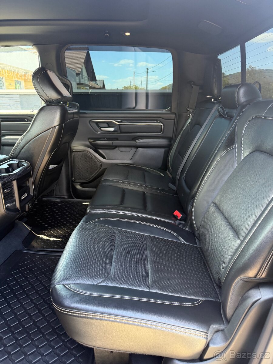 Dodge Ram 1500 šport 4x4 - 5