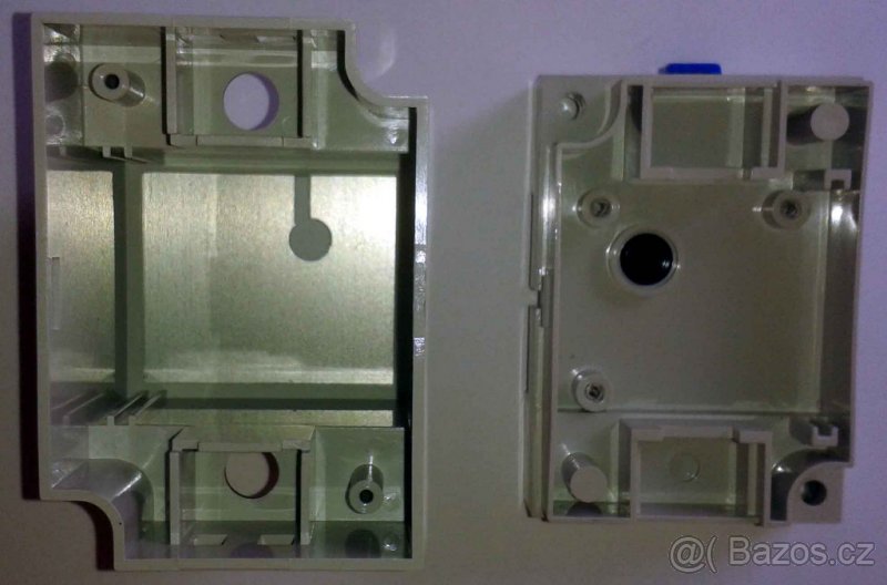 Krabička na měřící přístroj na DIN - 5