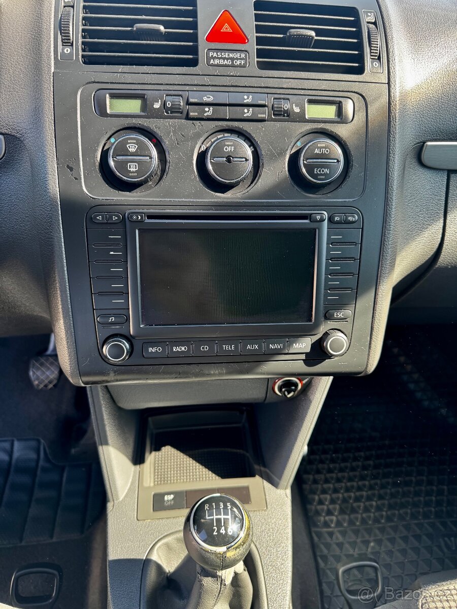 VW Touran 2.0 TDI 103 KW, r.v. 2005 - 5