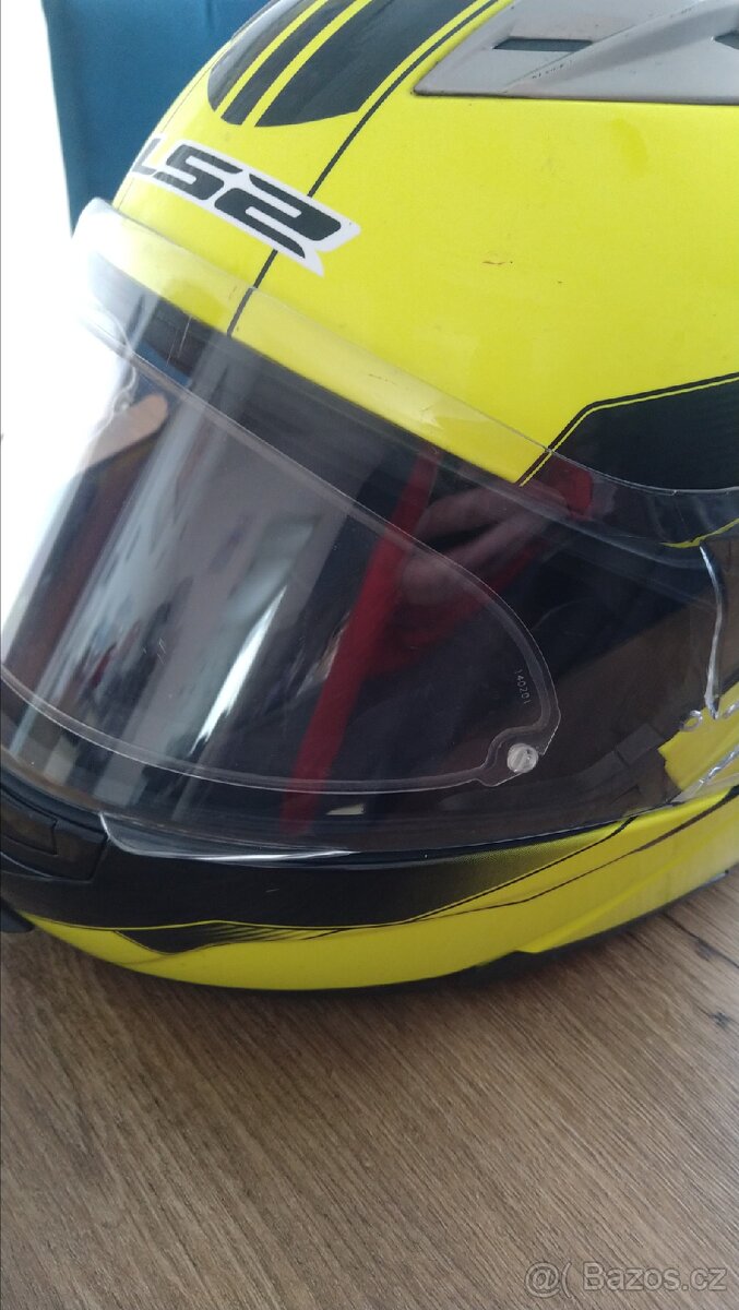 Vyklápěcí helma LS2 - 5