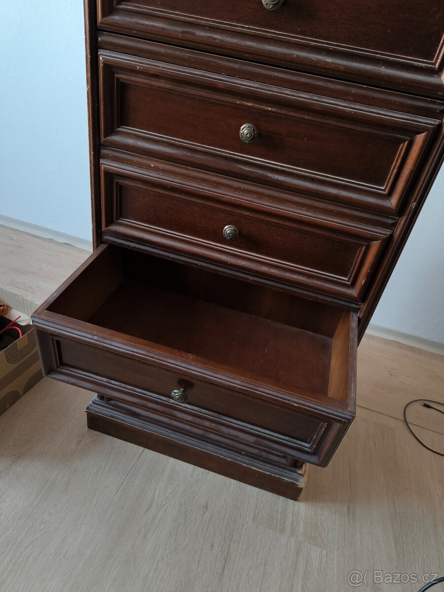 Malá retro komoda - 5