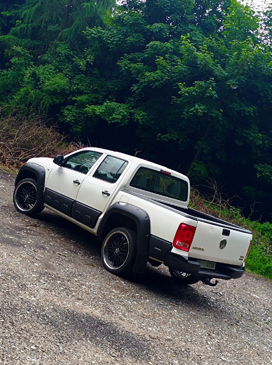 VW Amarok 4x4 2.0Tdi 103kw manuál 09/2013