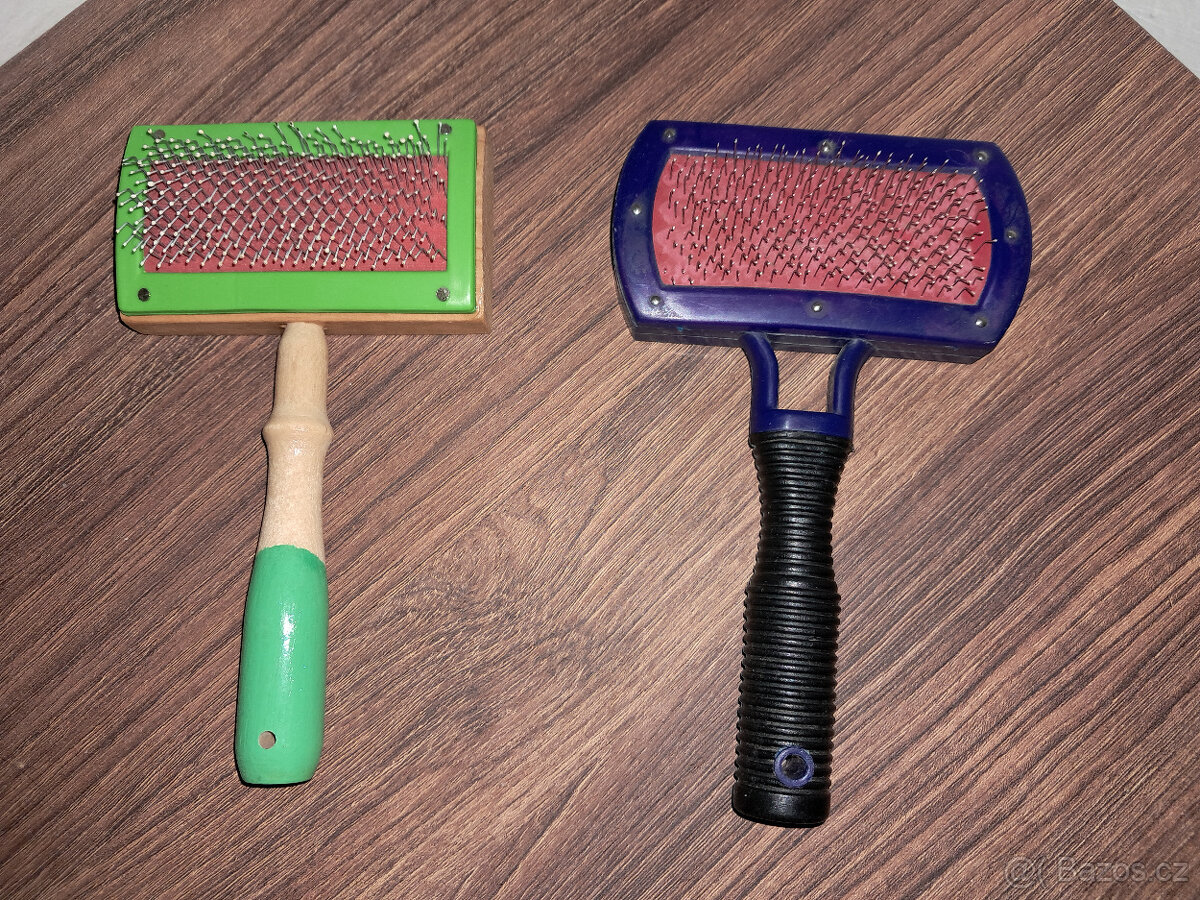 Pelíšky, hračky, zastřihovač s LED,oblečky a kartáče na srst - 5