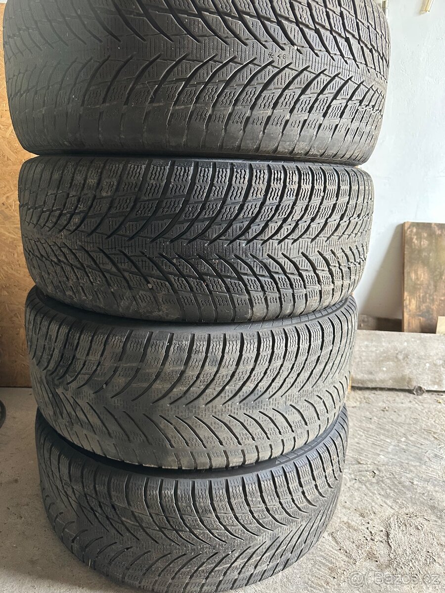 Alu Mercedes R19 - 5