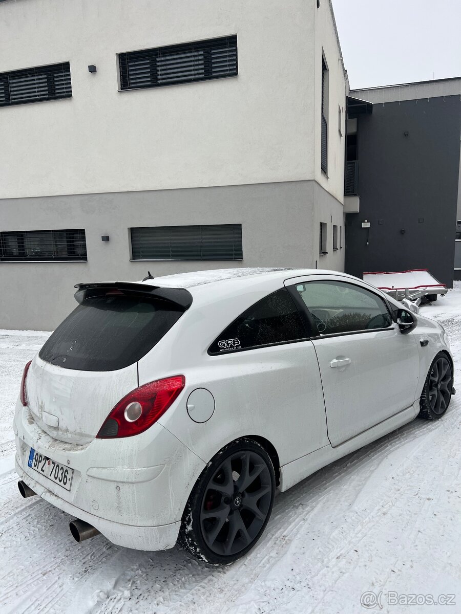 Opel Corsa OPC 1.6T 162kw KOVANÝ MOTOR - 5