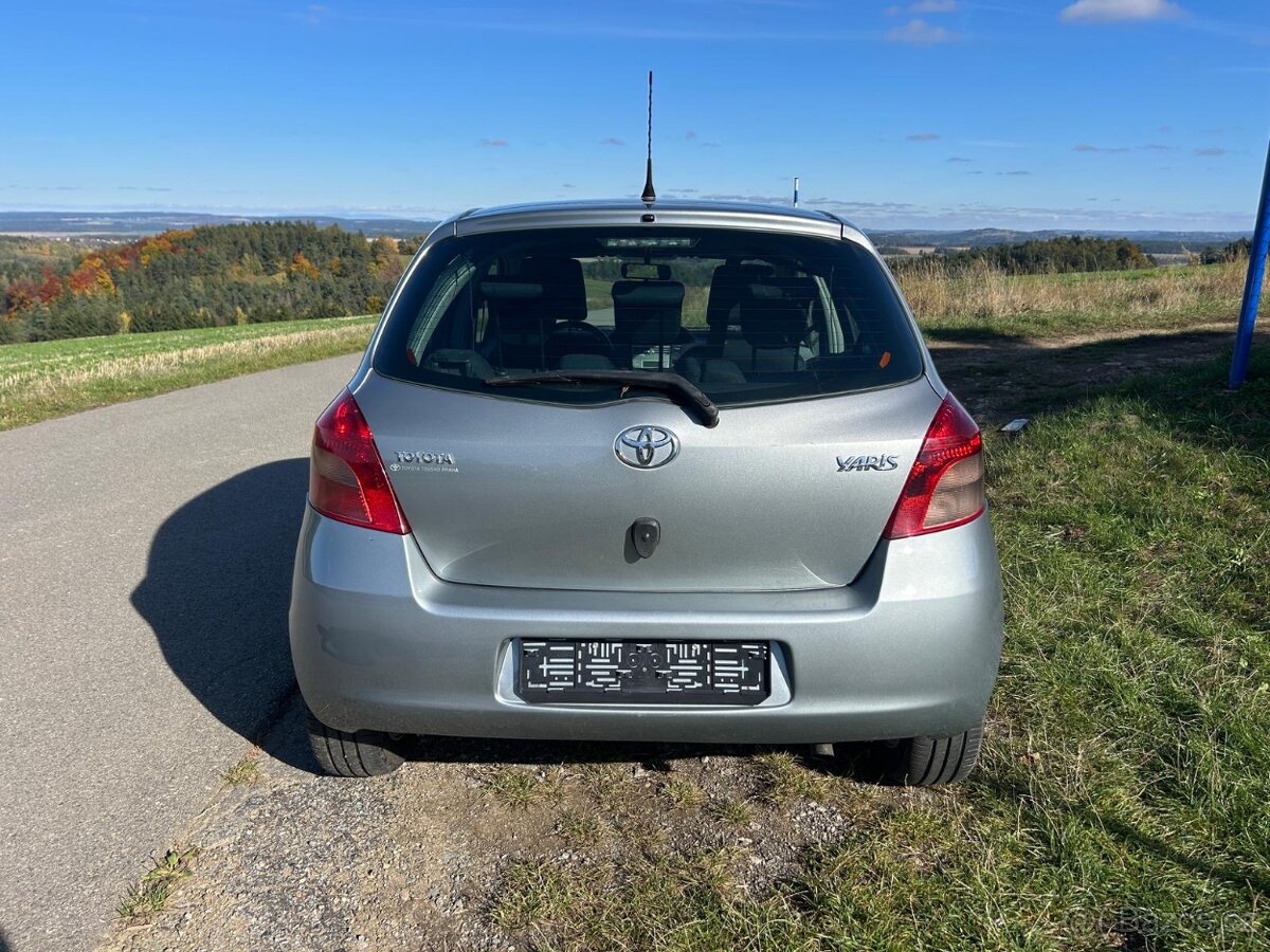 Toyota Yaris 1.4 D-4D 66 KW r.v.2006 automat - 5