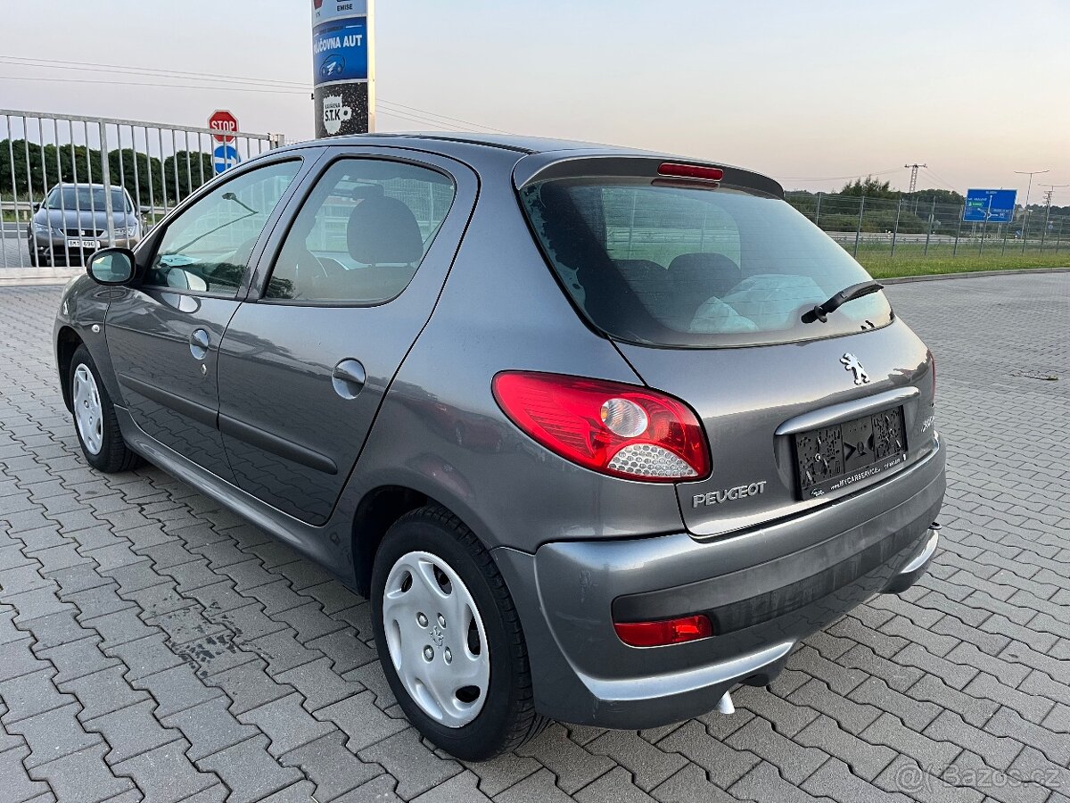 Peugeot 206 TRENDY 1.1i - 5