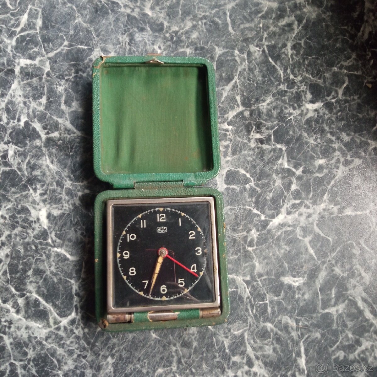 UMF Ruhla hodiny v pouzdře - 5